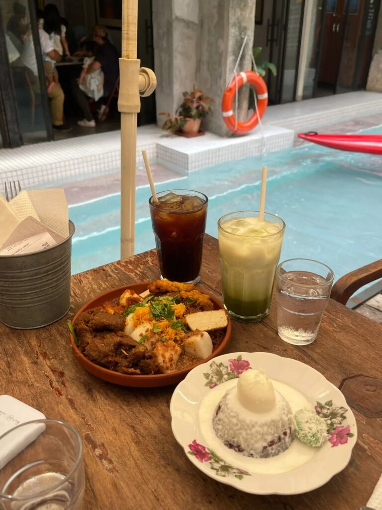 “KL Cafe”