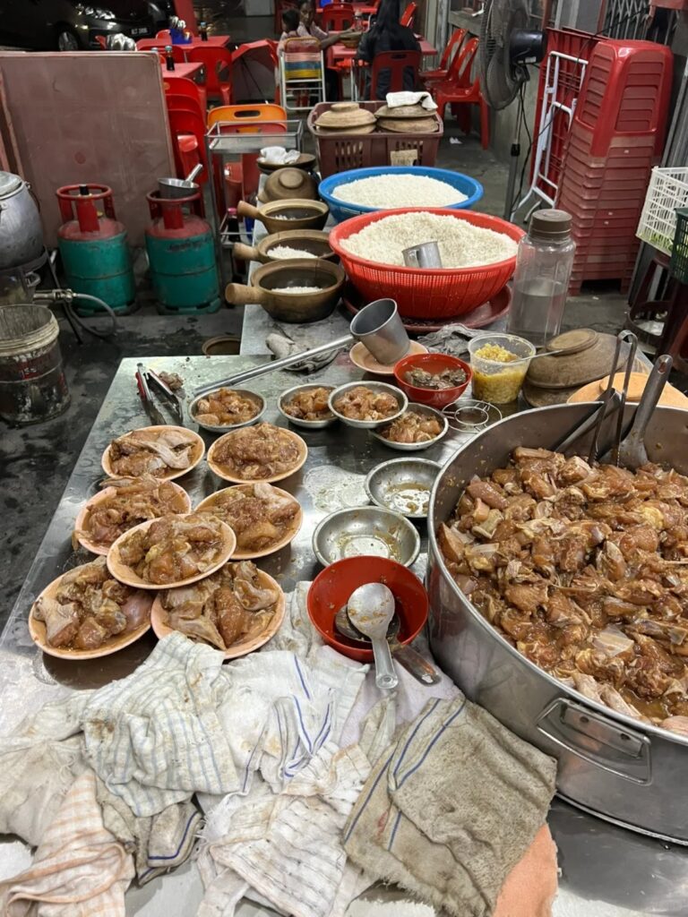 Kampar Claypot Chicken Rice